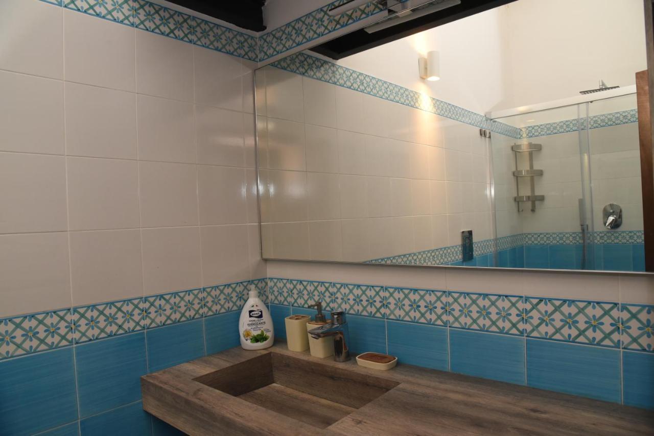Casa Masuccio Apartment ซาแลร์โน ภายนอก รูปภาพ