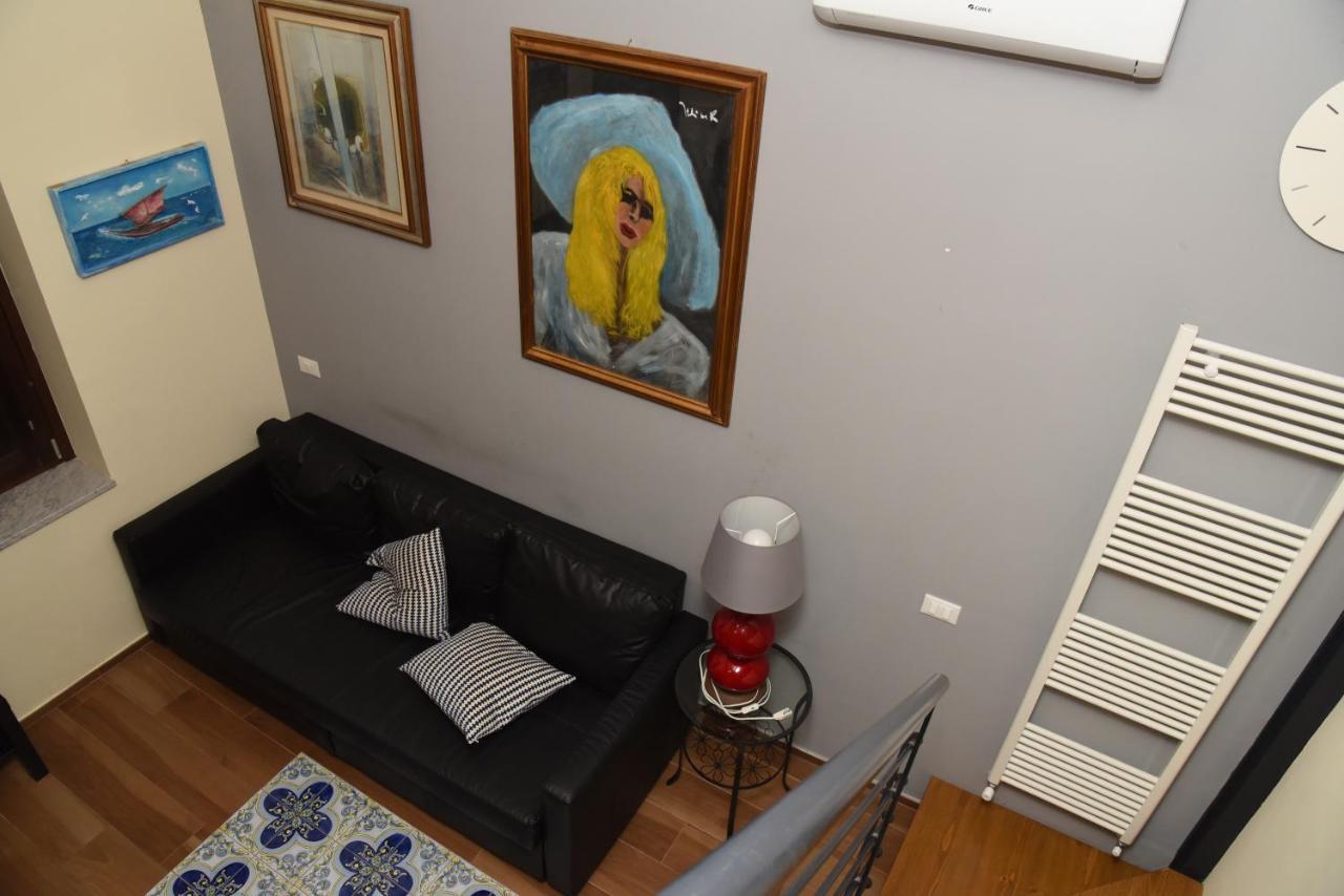 Casa Masuccio Apartment ซาแลร์โน ภายนอก รูปภาพ