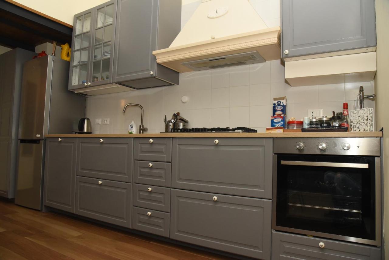 Casa Masuccio Apartment ซาแลร์โน ภายนอก รูปภาพ