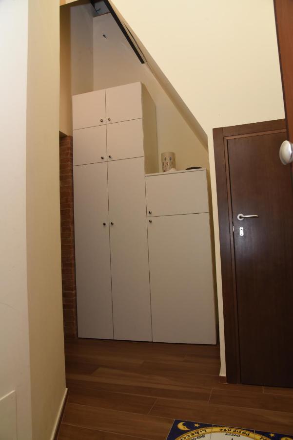 Casa Masuccio Apartment ซาแลร์โน ภายนอก รูปภาพ